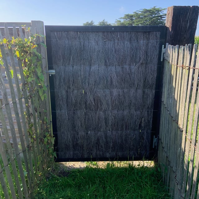 Portillon d'accès jardin sur mesure au rendu naturel